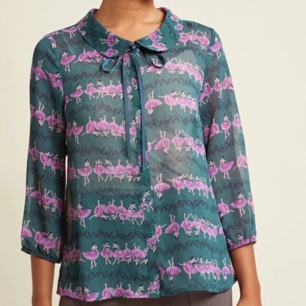 Modcloth ballerina ballet novelty print peter pan collar top